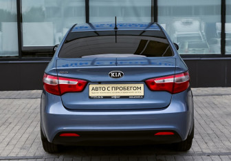 Подержанный автомобиль Kia Rio Sedan 2013 года (4 фото)