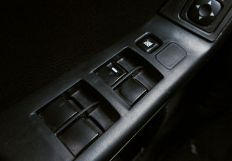 Подержанный автомобиль Mitsubishi Lancer Sedan 2010 года (15 фото)