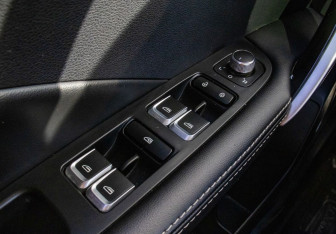 Подержанный автомобиль Geely Coolray 2020 года (12 фото)