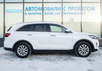 Подержанный автомобиль Kia Sorento 2019 года (6 фото)