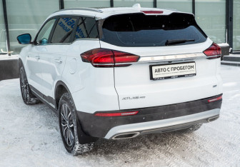 Подержанный автомобиль Geely Atlas Pro 2023 года (3 фото)