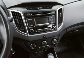 Подержанный автомобиль Hyundai Creta 2017 года (15 фото)