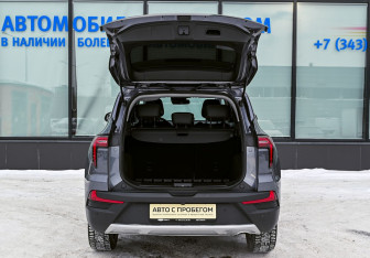 Подержанный автомобиль Москвич 3 2024 года (20 фото)