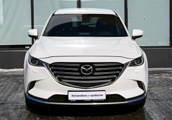 Подержанный автомобиль Mazda CX-9 2018 года (8 фото)