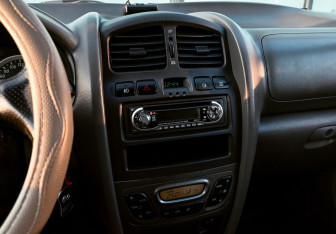 Подержанный автомобиль Hyundai Santa Fe 2007 года (11 фото)
