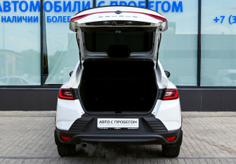 Подержанный автомобиль Renault Arkana 2021 года (22 фото)
