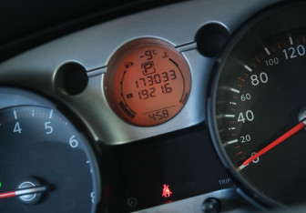 Подержанный автомобиль Nissan Qashqai 2008 года (15 фото)