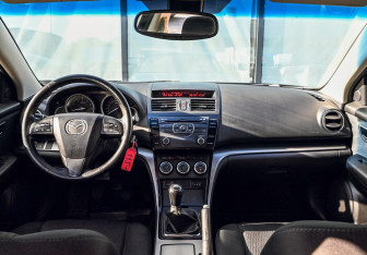 Подержанный автомобиль Mazda 6 Sedan 2012 года (16 фото)