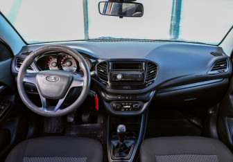 Подержанный автомобиль LADA (ВАЗ) Vesta Sedan 2019 года (12 фото)