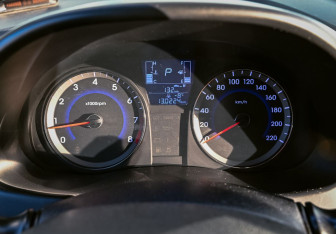 Подержанный автомобиль Hyundai Solaris Sedan 2015 года (14 фото)