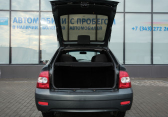 Подержанный автомобиль LADA (ВАЗ) Priora Hatchback 2010 года (19 фото)