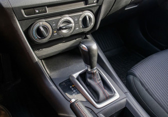 Подержанный автомобиль Mazda 3 Sedan 2014 года (9 фото)