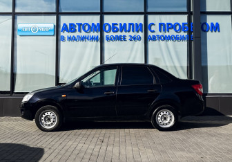 Подержанный автомобиль LADA (ВАЗ) Granta Sedan 2013 года (2 фото)