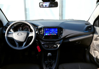 Подержанный автомобиль LADA (ВАЗ) Vesta Sedan 2019 года (15 фото)