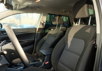 Подержанный автомобиль Hyundai Tucson 2015 года (19 фото)