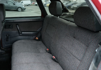 Подержанный автомобиль LADA (ВАЗ) 21099 1997 года (15 фото)