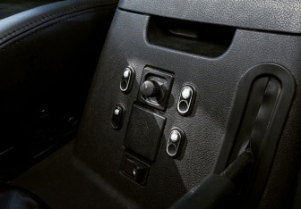 Подержанный автомобиль УАЗ Patriot 2013 года (14 фото)