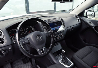 Подержанный автомобиль Volkswagen Tiguan 2014 года (9 фото)