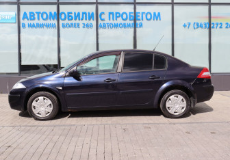 Подержанный автомобиль Renault Megane Sedan 2007 года (2 фото)
