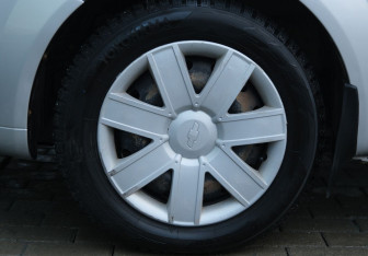 Подержанный автомобиль Chevrolet Lacetti Sedan 2007 года (17 фото)