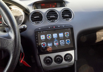 Подержанный автомобиль Peugeot 308 Hatchback 2010 года (13 фото)