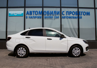 Подержанный автомобиль LADA (ВАЗ) Vesta Sedan 2023 года (6 фото)