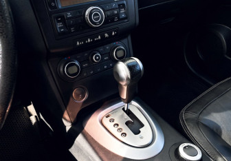 Подержанный автомобиль Nissan Qashqai 2008 года (10 фото)