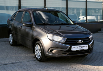 Подержанный автомобиль LADA (ВАЗ) Granta Liftback 2020 года (7 фото)