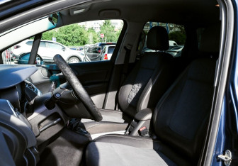Подержанный автомобиль Opel Meriva 2012 года (15 фото)
