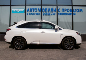 Подержанный автомобиль Lexus RX 2012 года (6 фото)