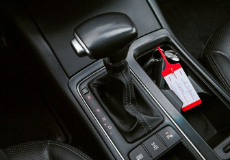 Подержанный автомобиль Kia Sorento 2018 года (16 фото)