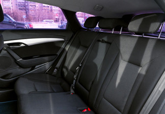 Подержанный автомобиль Hyundai i40 Wagon 2016 года (19 фото)