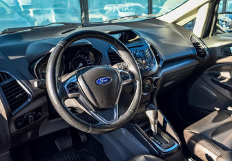 Подержанный автомобиль Ford EcoSport 2014 года (14 фото)