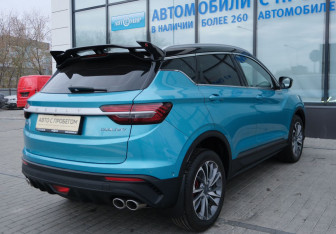 Подержанный автомобиль Geely Coolray 2023 года (5 фото)