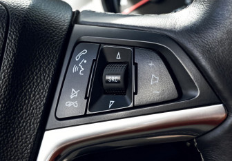 Подержанный автомобиль Opel Mokka 2014 года (13 фото)