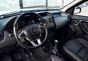 Подержанный автомобиль Renault Duster 2019 года (17 фото)