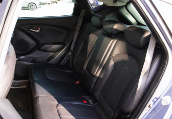 Подержанный автомобиль Hyundai ix35 2014 года (17 фото)