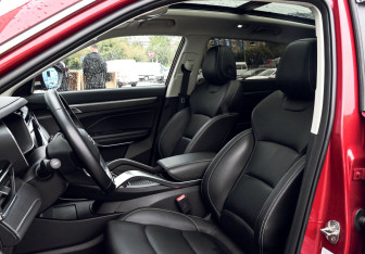 Подержанный автомобиль Geely Atlas Pro 2023 года (18 фото)