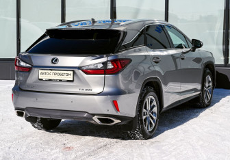 Подержанный автомобиль Lexus RX 2018 года (5 фото)