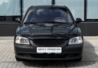 Подержанный автомобиль Hyundai Accent Sedan 2006 года (8 фото)
