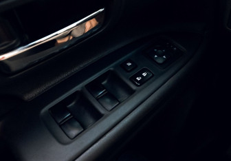 Подержанный автомобиль Mitsubishi Outlander 2013 года (12 фото)