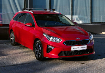 Подержанный автомобиль Kia Ceed Wagon 2019 года (7 фото)