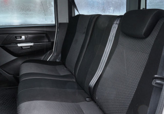 Подержанный автомобиль УАЗ Patriot 2017 года (17 фото)