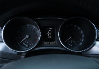 Подержанный автомобиль Skoda Superb Liftback 2008 года (15 фото)