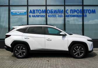 Подержанный автомобиль Hyundai Tucson 2023 года (6 фото)
