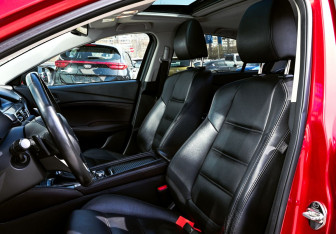 Подержанный автомобиль Mazda 6 Sedan 2015 года (16 фото)
