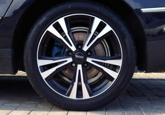 Подержанный автомобиль Volkswagen Passat Sedan 2010 года (19 фото)