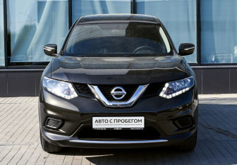 Подержанный автомобиль Nissan X-Trail 2017 года (8 фото)