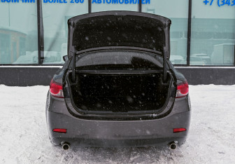 Подержанный автомобиль Mazda 6 Sedan 2018 года (20 фото)