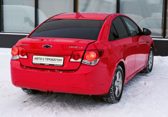 Подержанный автомобиль Chevrolet Cruze Sedan 2009 года (5 фото)